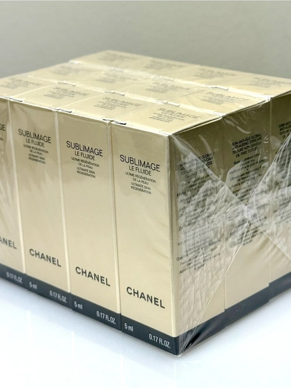 CHANEL Sublimage Le Fluide Ultimate Skin Regeneration - Pack of 12 Sealed